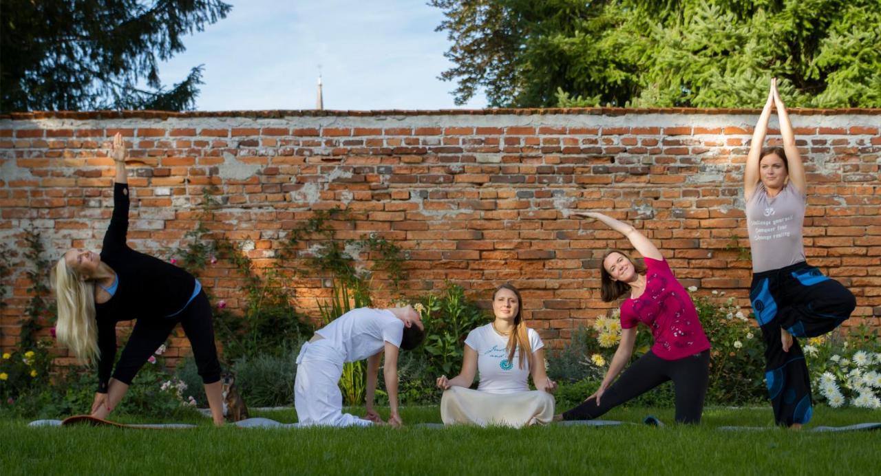 Appartamento Om Yoga Center Slovenska Bistrica Esterno foto